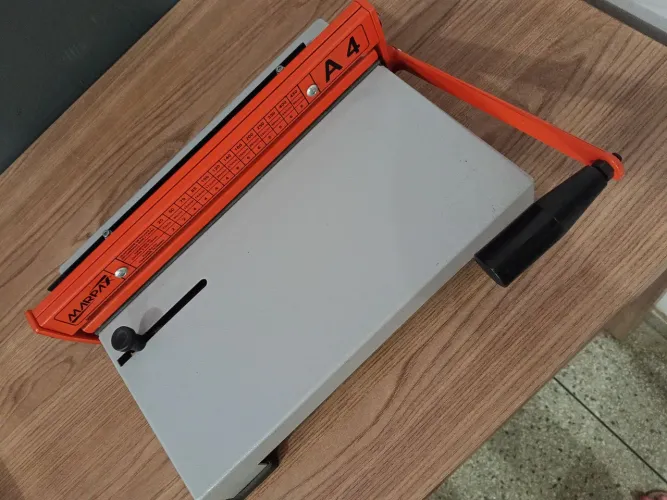 Encadernadora Manual Marpax A4 - Funcionando Perfeitamente sem detalhes!