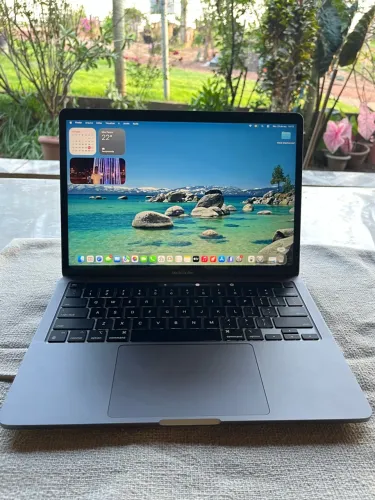 MacBook Pro M1 512gb 8gb ram