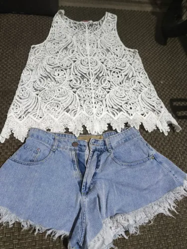 15 Roupas feminas M a G, 15 peças por 50