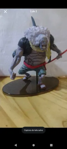 Figure action onde piece