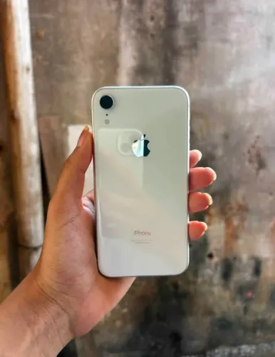 iPhone XR 64GB
