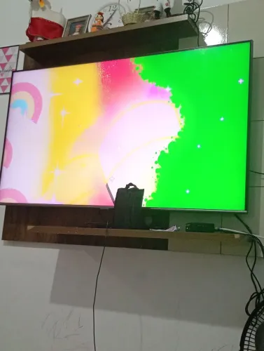 Vendo tv modelo Samsung em perfeito estado