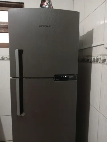 Geladeira Brastemp Frost Free Duplex 375L Inox com Compartimento Extrafrio Fresh Zone