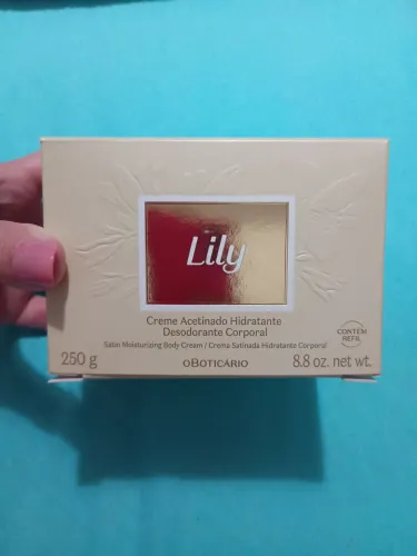 Creme novo na caixa Lily o boticário