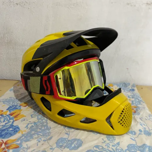 Capacete ragnarok, óculos esportivo!