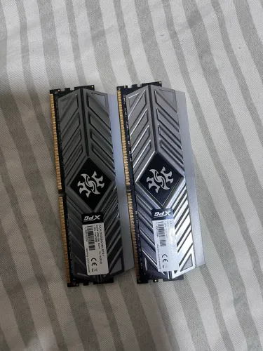Memória RAM 16Gb(2x8gb) XPG Spectrix d41 RGB