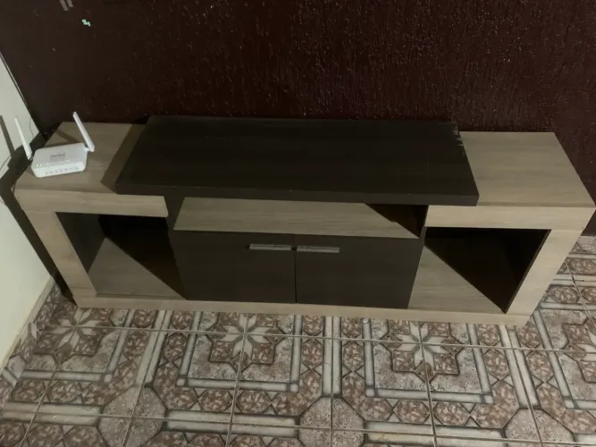 VENDO PAINEL + RAQUE SALA
