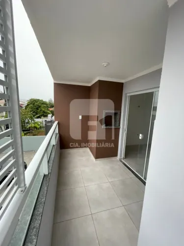 Apartamento de 2 dormitórios à venda no Campeche