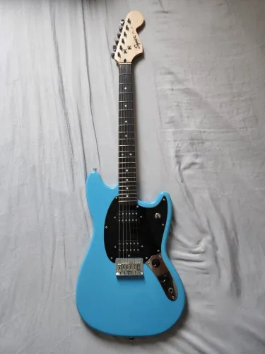 Guitarra Squier Mustang Sonic