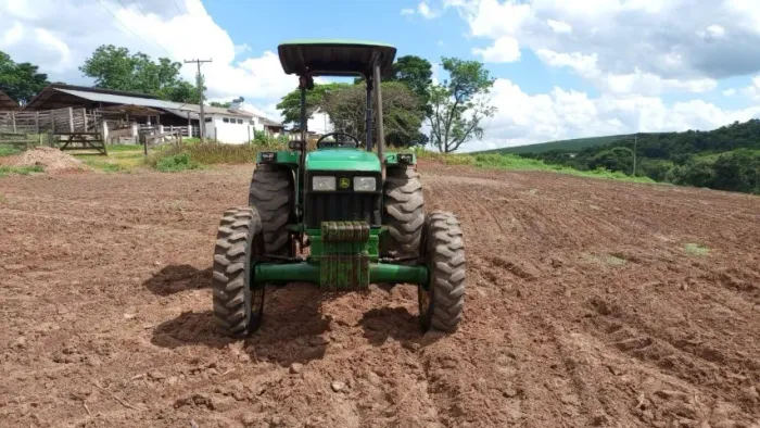 TRATOR JOHN DEERE 5403