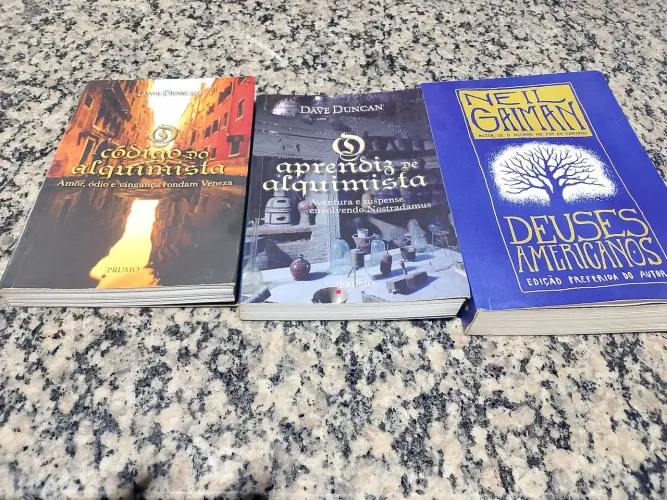 3 livros
