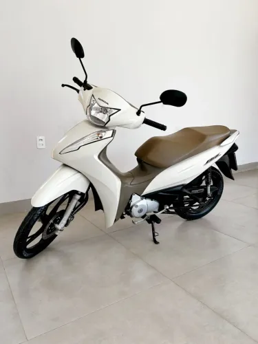 Honda Biz 125 EX 2023 - Único Dono