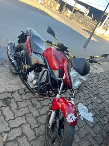 Cb 300r troco por outra moto 