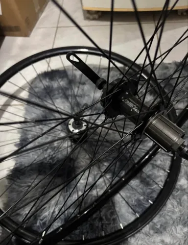 Par de rodas 29 K7 rolamentado novas preço pra hoje 
