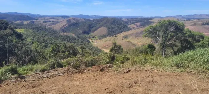 Imóvel para venda possui 33400 metros quadrados em Área Rural de Paraibuna - Paraibuna - S
