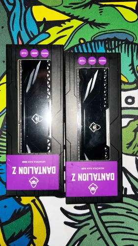 2 Pentes de Memória RAM DDR4 8Gb 3200Mhz