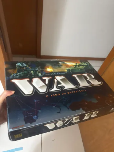 Jogo de tabuleiro WAR edição especial