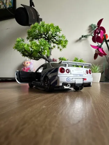 Nissan Skyline R34 *Velozes e Furiosos* 17cm todo de metal | Ipanema - RJ |