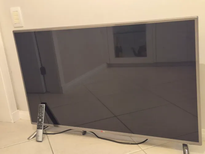 TV LG 48 polegadas