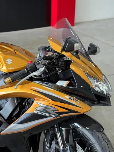 Suzuki GSX R 750 Top!!