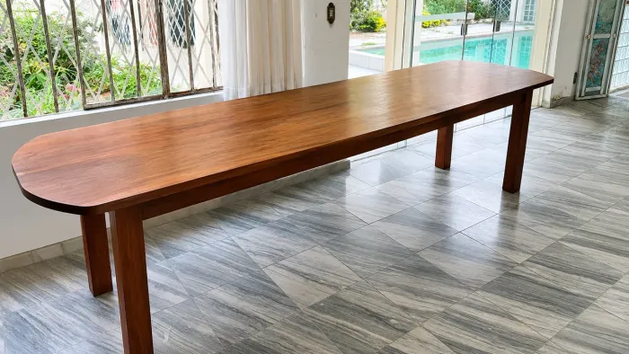 Mesa de Jantar em Madeira Maciça - 3,00 m | 10 Lugares