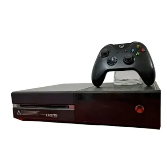 X BOX ONE usado em bom estado!!! com 2 console!!