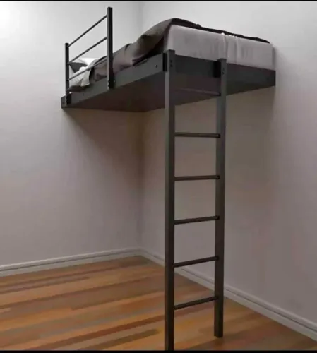 Cama Suspensa de Ferro