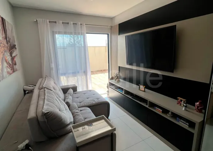 Apartamento diferenciado no Edificio Manhattan em Itajaí