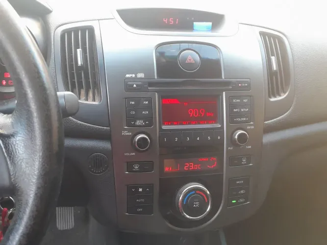 Kia Motors Cerato 1.6 16V Aut. 2010