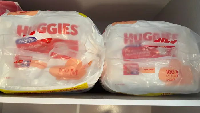 Fralda descartável Hugies