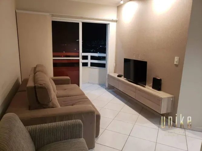 Apartamento à Venda, 2 dormitórios, 62m² por R$480.000 - Condomínio Edifício Ilha de Andro