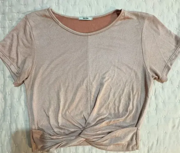 Cropped Rose - Brix