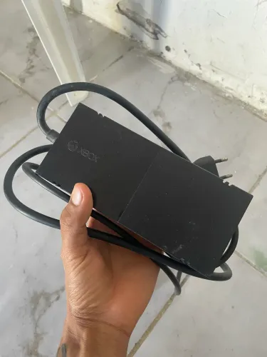 Fonte Xbox one fat