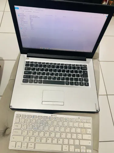 Notebook Lenovo mais 01 teclado sem fio e dois mouses 