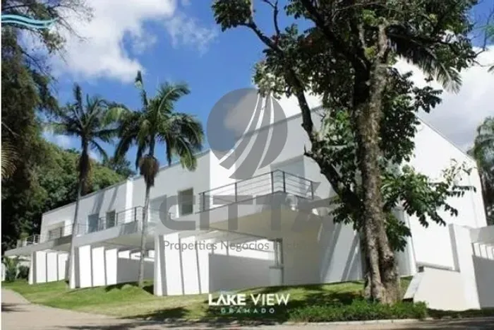 Casa a venda no Gramado em Campinas, SP.