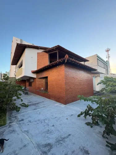 Alugo casa ampla para moradia ou comércio