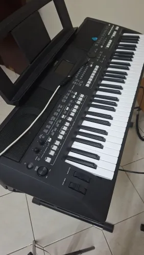 TECLADO YAMAHA S600