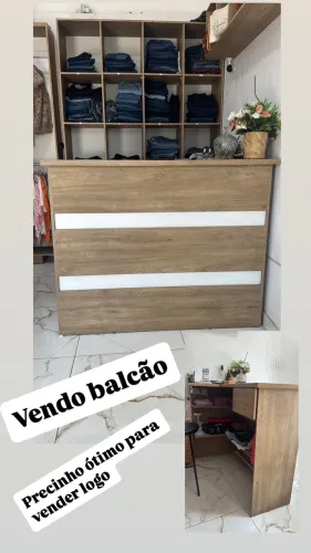 Balcão de loja de roupa