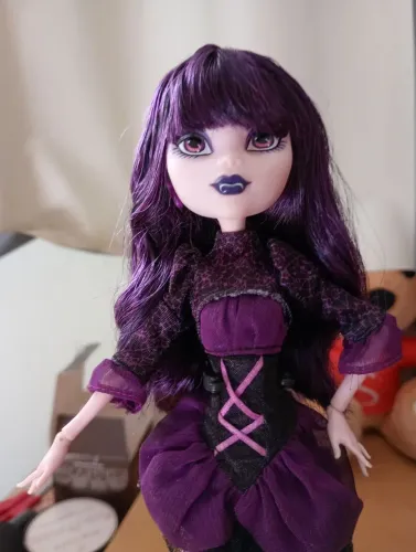 Elisabat monster high
