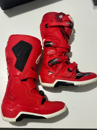 Bota alpinistar tech 7 - vermelho 