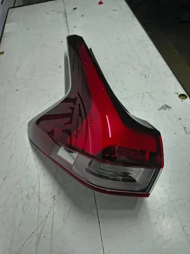 Lanterna Traseira Esquerda Mitsubishi Eclipse Cross 23 25 Esquerdo/motorista Vermelho