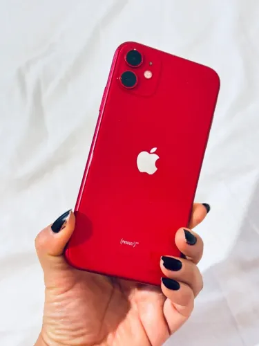 iPhone 11 red 64g