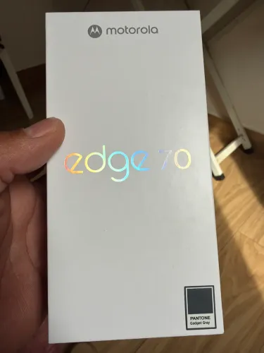 Edge 70 512GB lacrado e com garantia