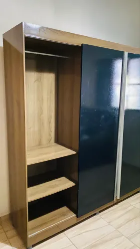 Guarda roupa duas portas