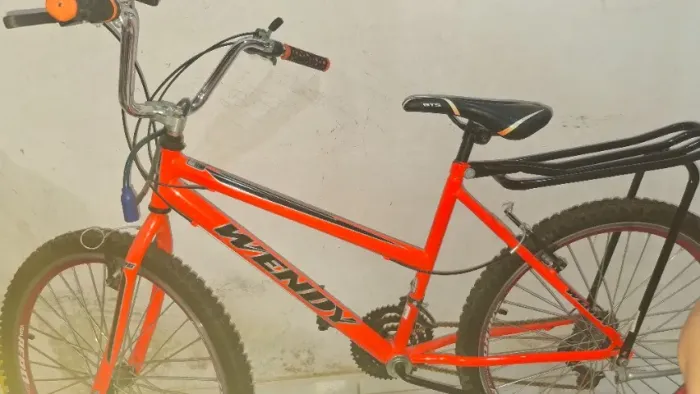 Bicicleta aro 26 Laranja usada por apenas 10 meses