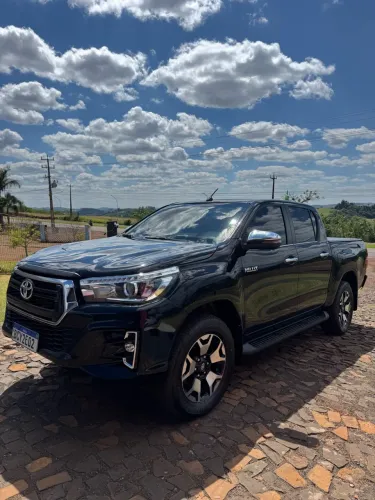 Toyota Hilux CD SRX 4X4 2.8 TDI 16V Diesel Aut. 2019