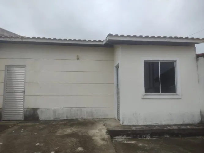 ALUGO CASA 2/4 NO CONDOMÍNIO RECANTO DOS PÁSSAROS