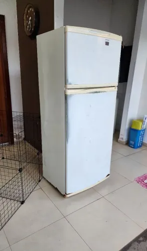 Geladeira Brastemp 401L
