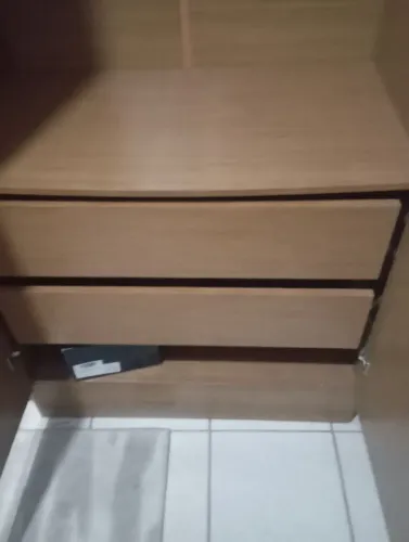 Guarda roupa ,semi novo