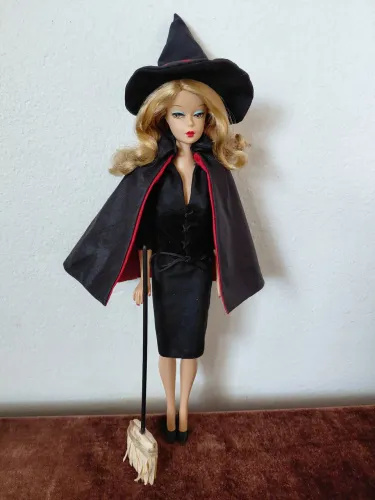 Barbie collector A feiticeira da Mattel